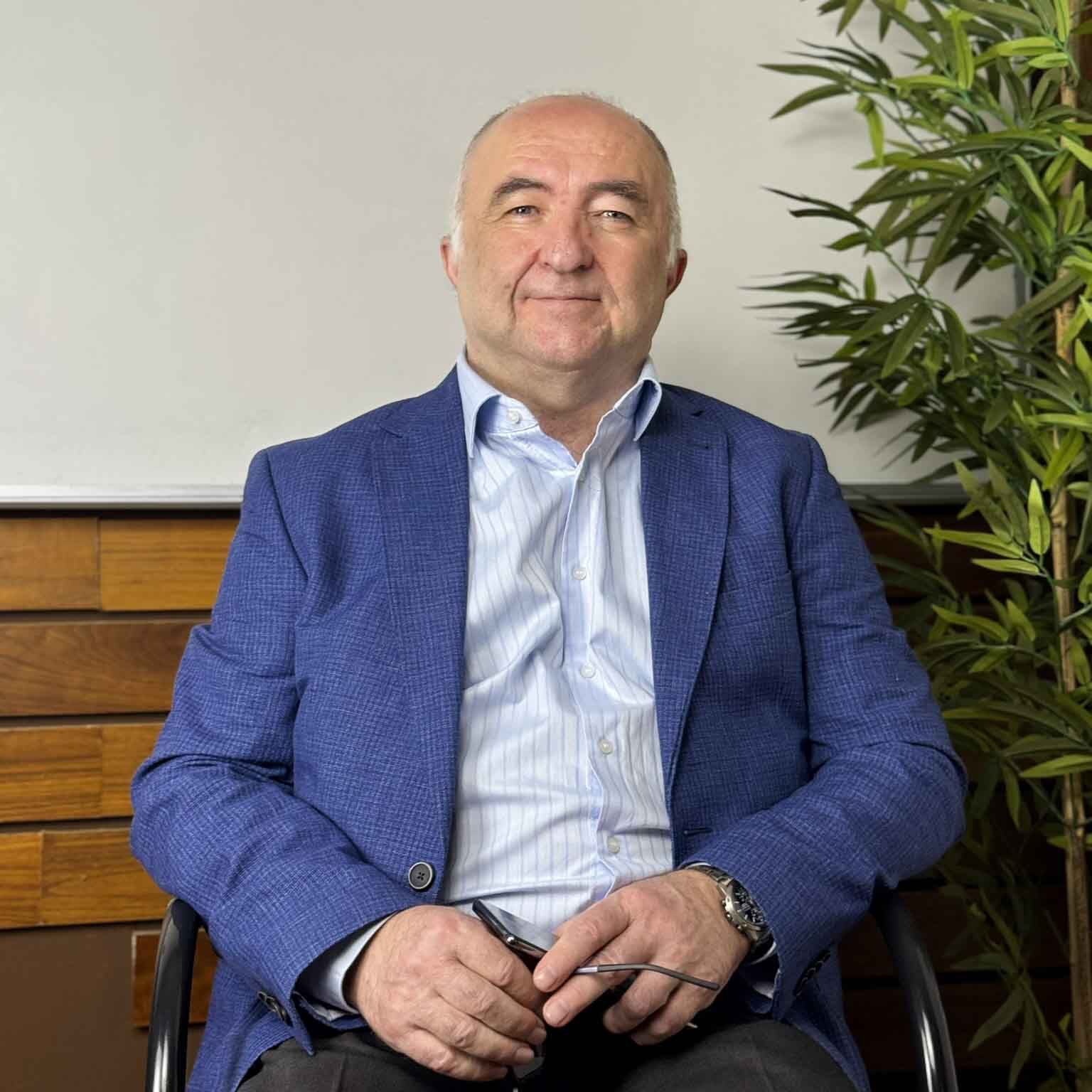 Manuel Hernández - Director Académico MASAMA